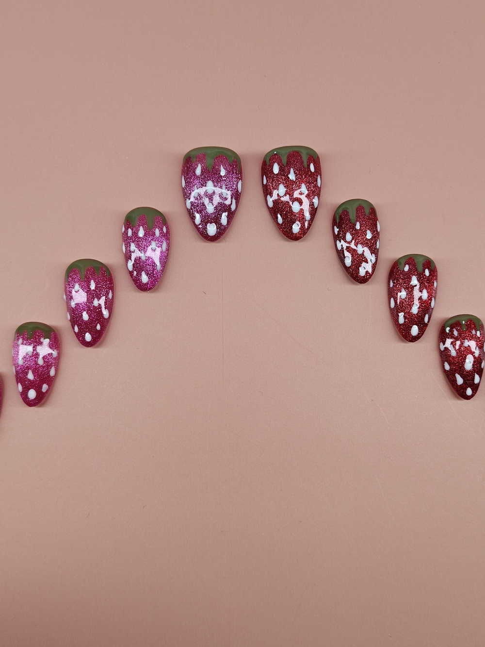 Red & Pink Strawberry Press-Ons 🍓💕 - Picture 4 of 4